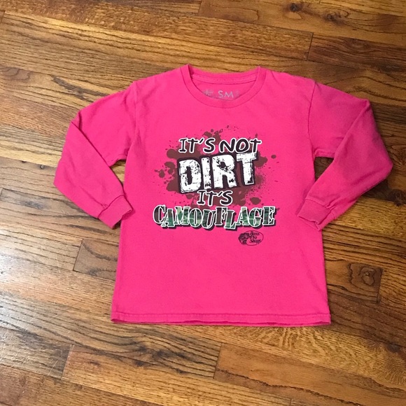 Bass Pro Shops Kids Pink Blouse Shirt
6 / 7 Small
It’s not dirt it’s camouflage - Picture 2 of 16
